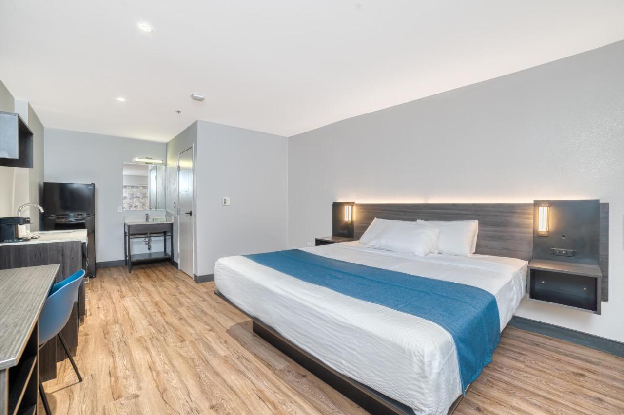 Studio 6 Suites Stockton, Ca Waterfront エクステリア 写真