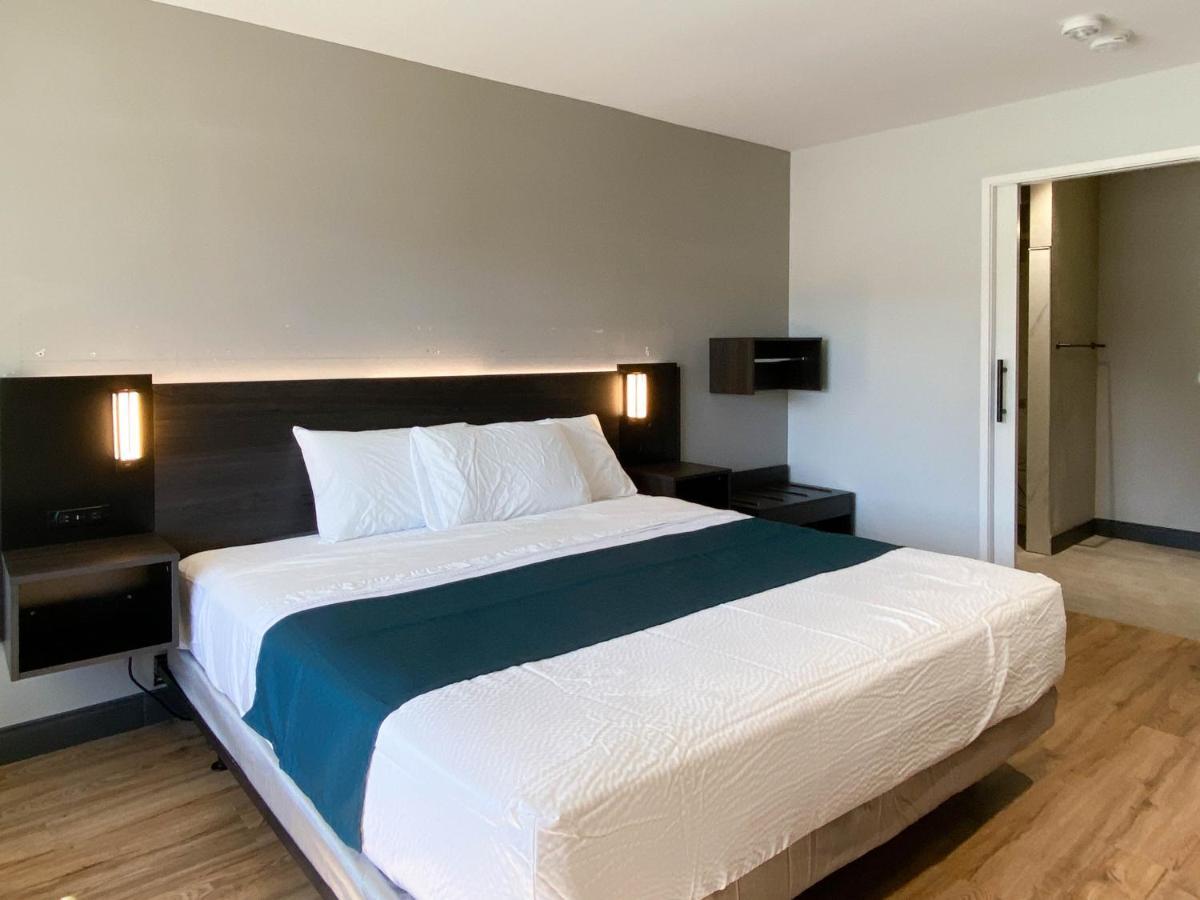 Studio 6 Suites Stockton, Ca Waterfront エクステリア 写真