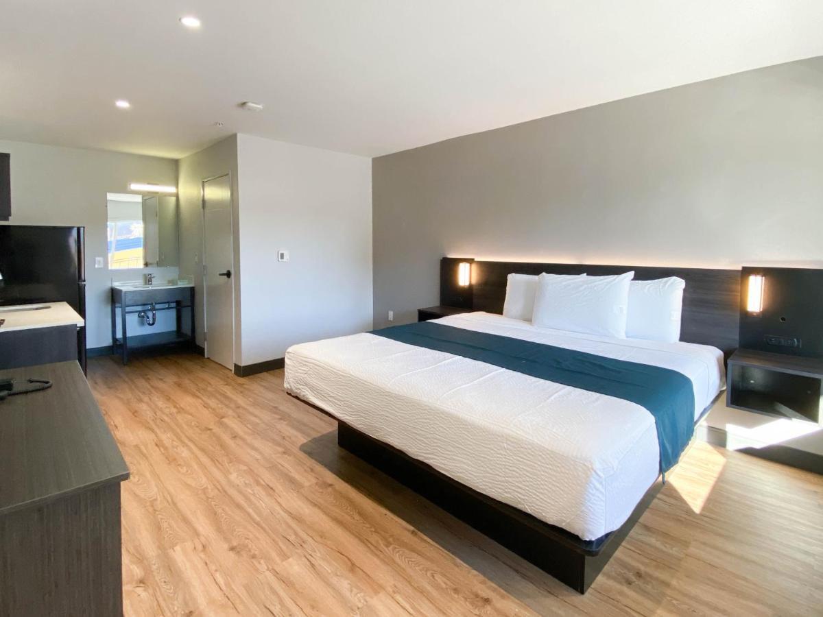 Studio 6 Suites Stockton, Ca Waterfront エクステリア 写真