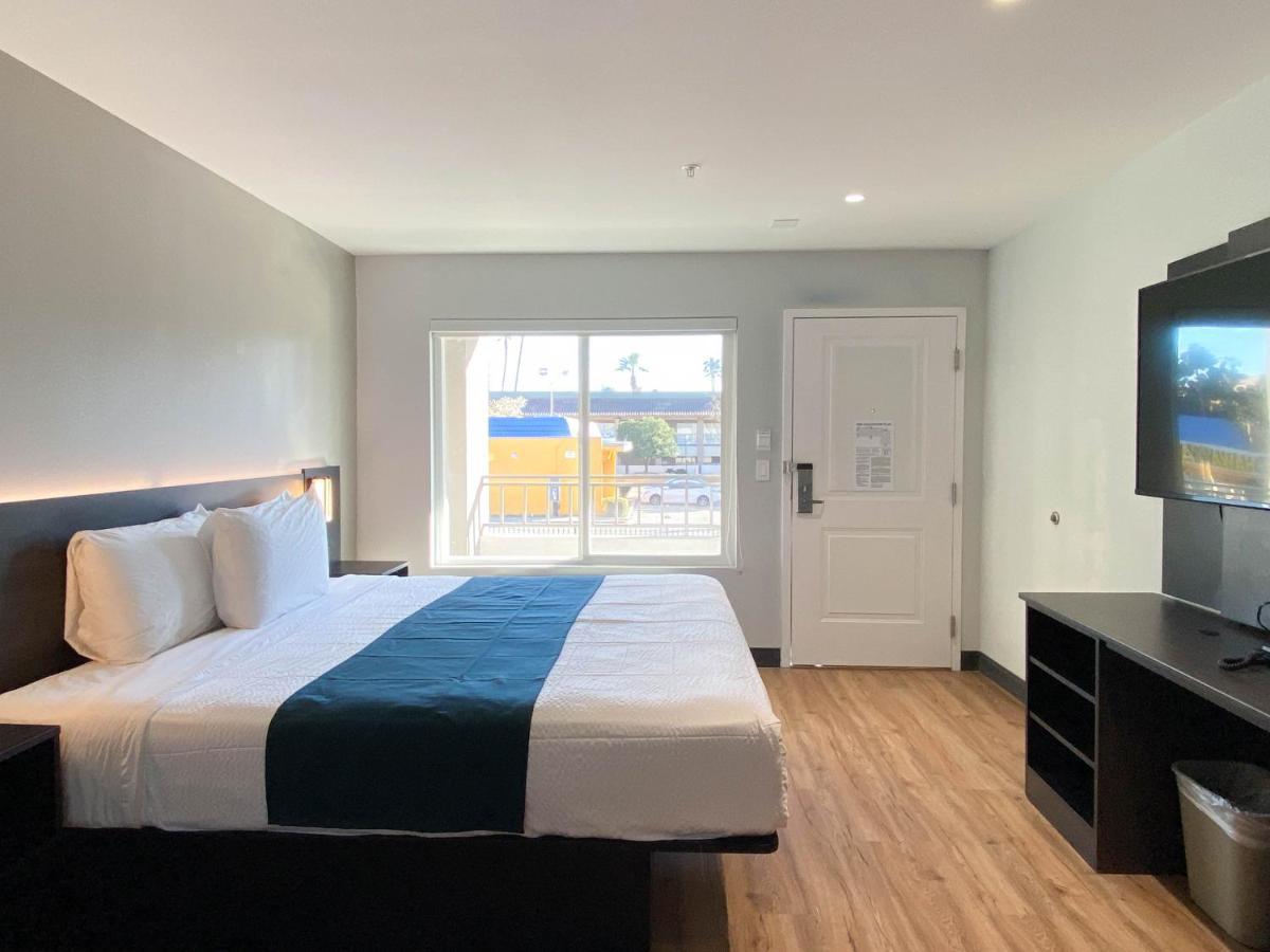 Studio 6 Suites Stockton, Ca Waterfront エクステリア 写真