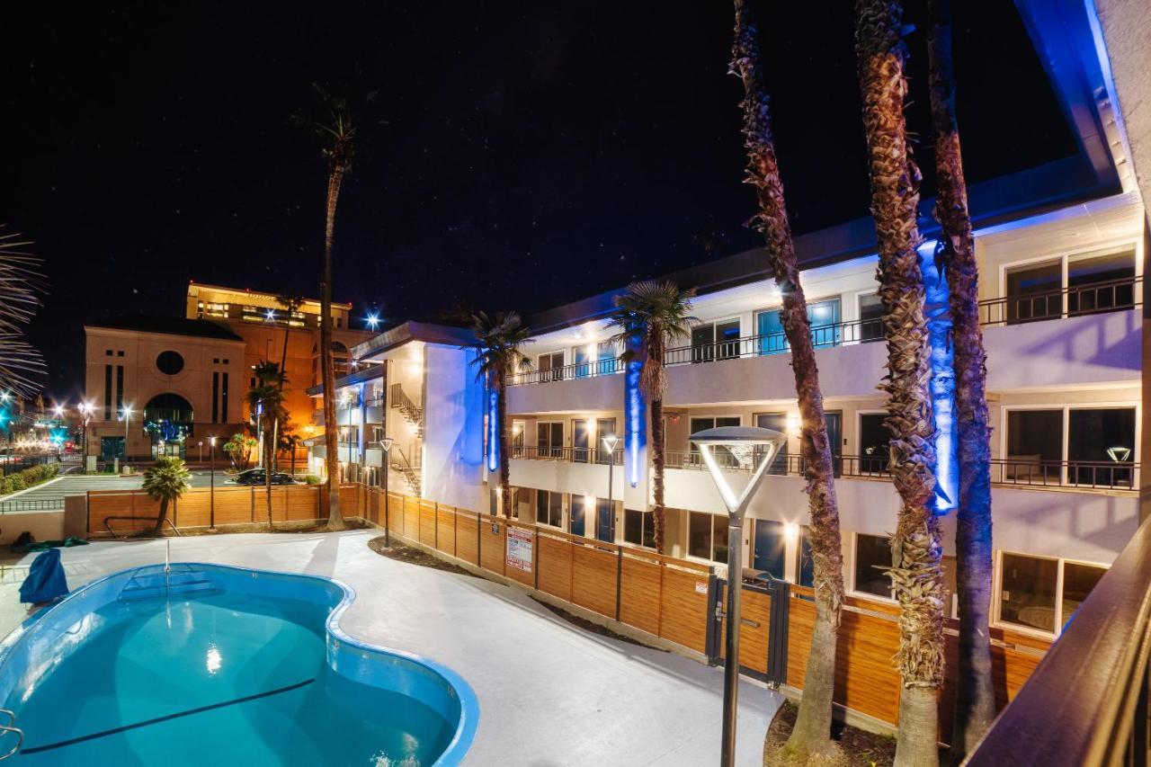 Studio 6 Suites Stockton, Ca Waterfront エクステリア 写真