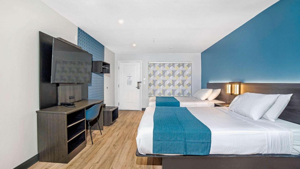 Studio 6 Suites Stockton, Ca Waterfront エクステリア 写真